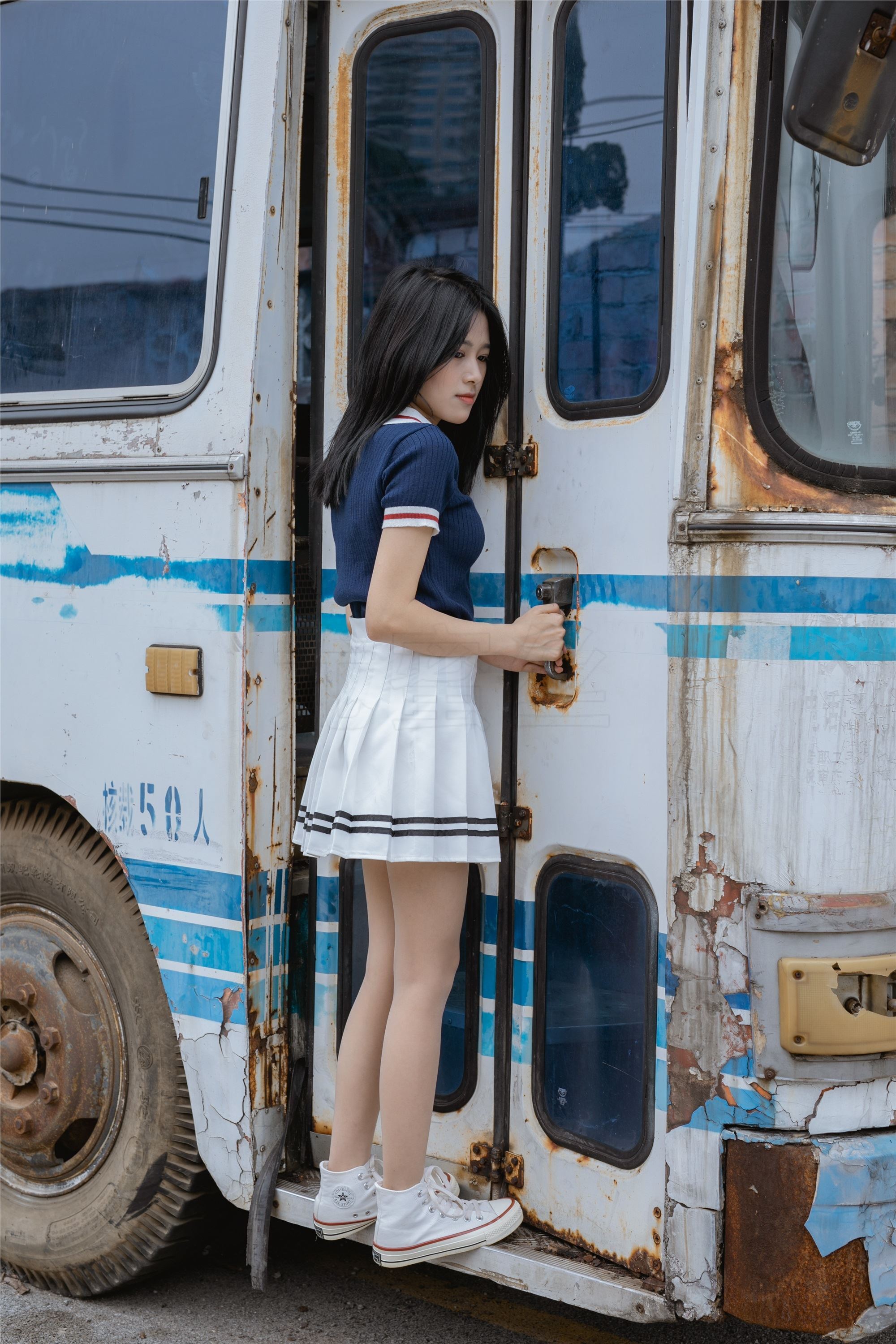 尤蜜丝 穿搭写真 NO.048